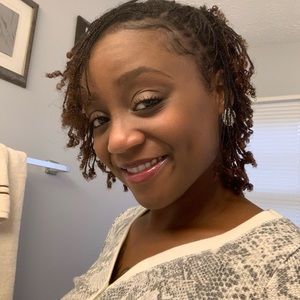 Meet your Posher, Sabrina